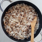 Black-eyed peas and rice (one pot)