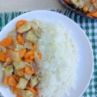 Ghanaian chicken sauce with carrots and onions