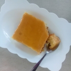 Yellow snack cake with caramel sauce